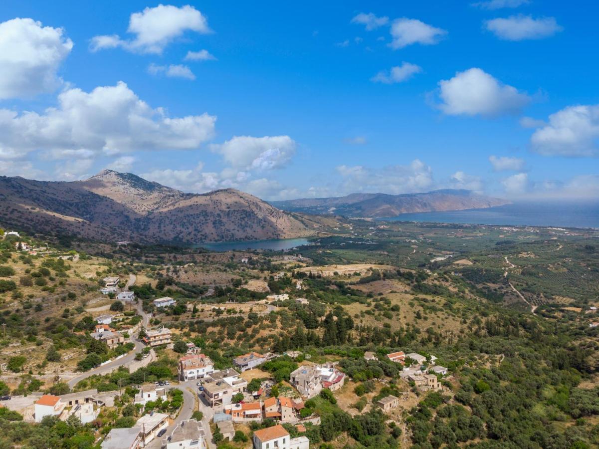 Iosif De Home Kournas Luaran gambar